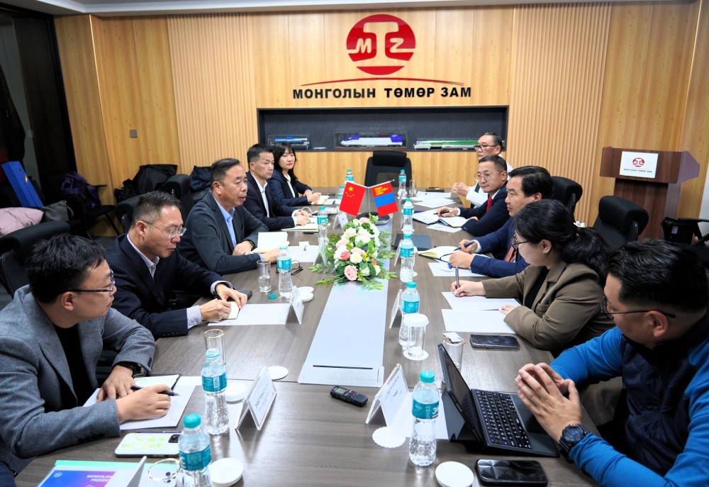 "Багахангай-Хөшигийн хөндий" чиглэлийн төмөр замын терминал байгуулах талаар хэлэлцжээ