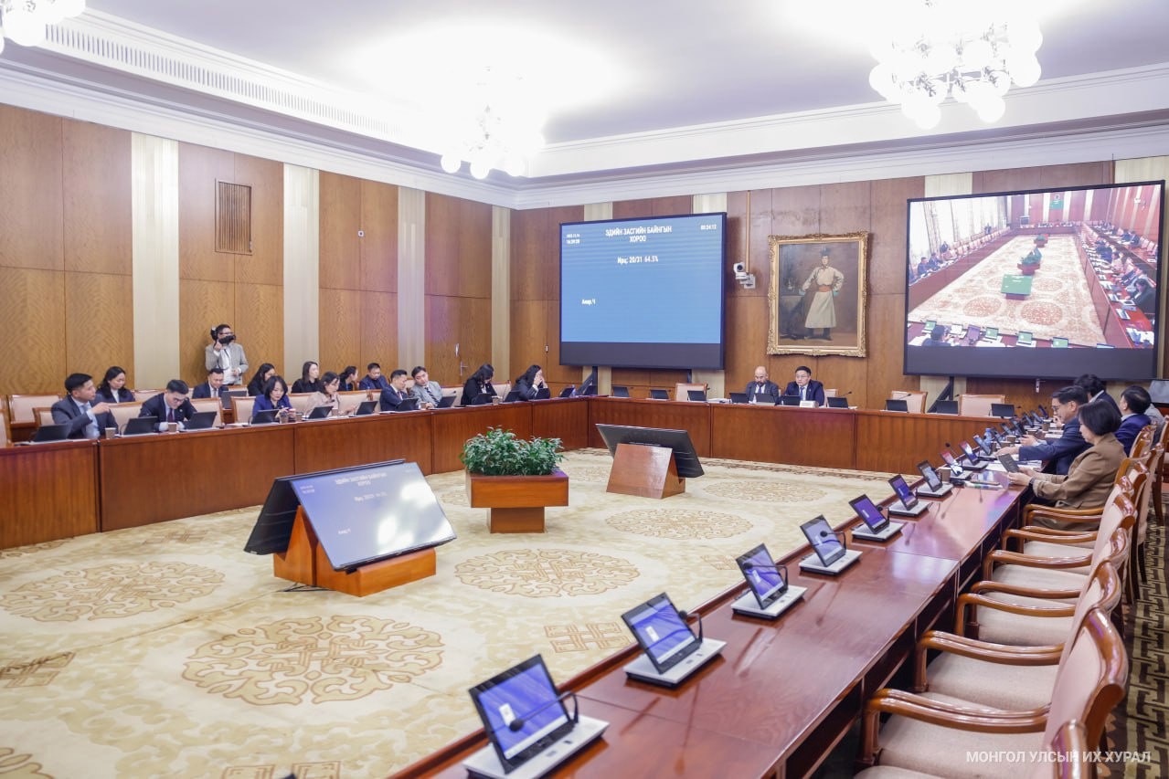 Усан сан бүхий газарт хайрга дайрга хайх, олборлох, ашиглах зөвшөөрөл олгохгүй байхаар хуульчлахыг дэмжив