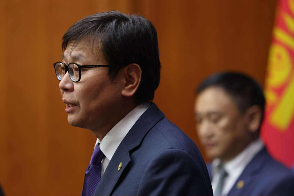 П.Наранбаяр: Нийгмийн сүлжээг хүүхэд хэрэглэхийг хязгаарлах хуультай болно