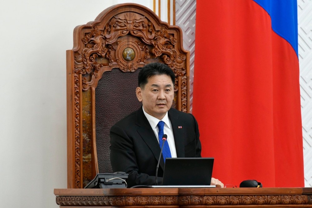 Ерөнхийлөгч У.Хүрэлсүх УИХ-ын гишүүнийг эгүүлэн татах тухай хуулийн төсөл санаачиллаа