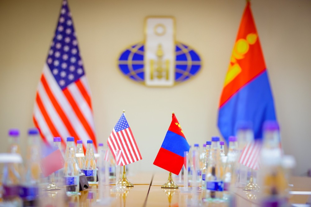 АНУ-ын визийн барьцаа байршуулах орны жагсаалтаас Монголыг гаргах чиглэлд хамтран ажиллахаа илэрхийлжээ