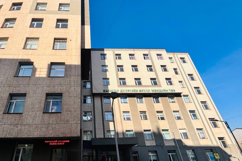 Баянгол дүүргийн төв эмнэлгийн хэсэгчилсэн засварын ажил дууслаа