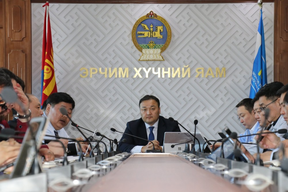 Нефтийн бүтээгдэхүүний нийлүүлэлт, нөөцлөлтөд анхаарч ажиллахыг үүрэг болгов